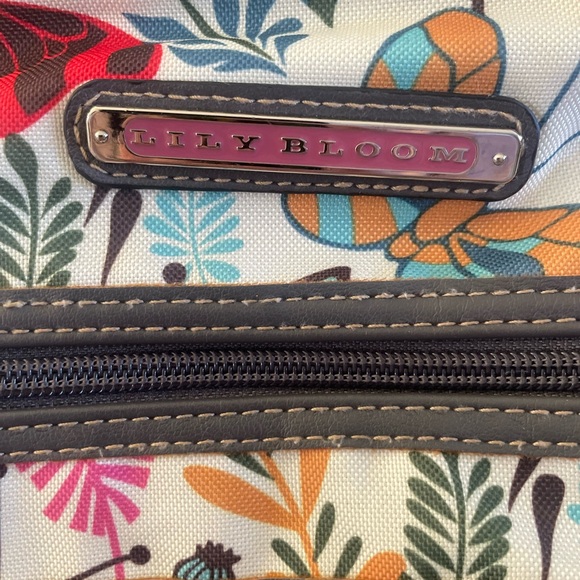 Lily Bloom Multicolor Floral Crossbody Bag - Picture 3 of 5